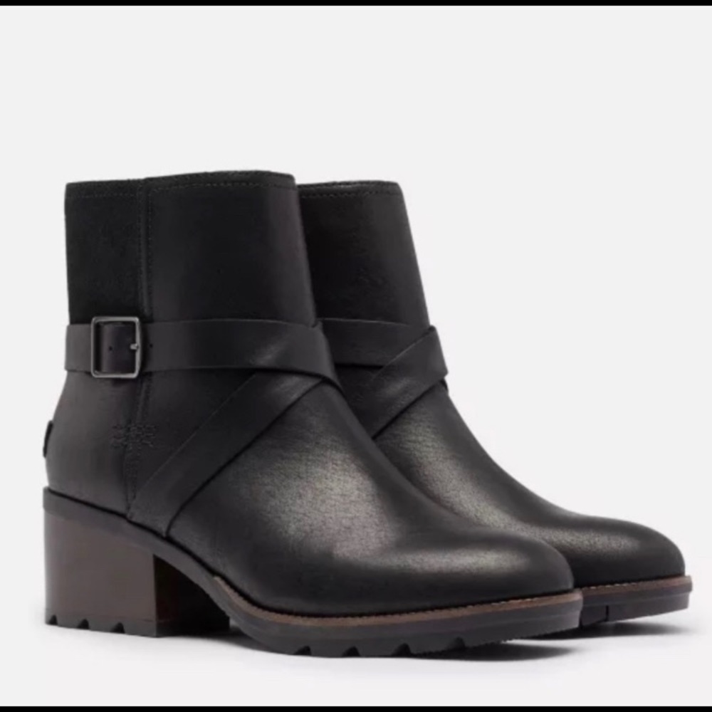 NWT Sorel Cate Buckle Bootie